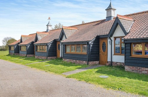 Brightlingsea Cottage | 2 bedroom accommodation in St Osyth