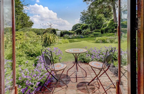 North Stoke Cottage | 2 bedroom accommodation in Bignor