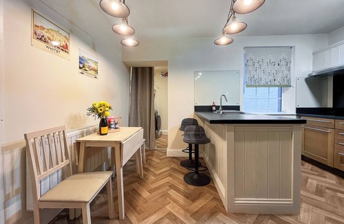 Loftus Cottage | 2 bedroom accommodation in Loftus