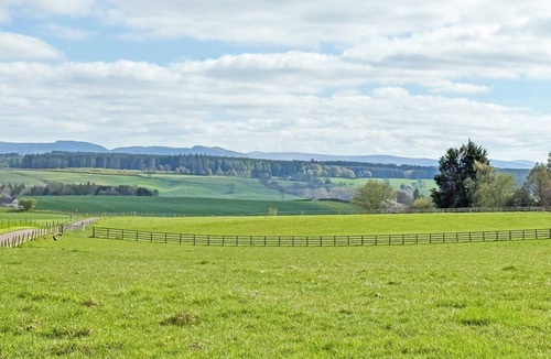 Perth Cottage | 2 bedroom accommodation in Methven, near Perth