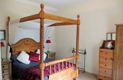 Arnisdale Cottage | 2 bedroom accommodation in Arnisdale, near Glenelg
