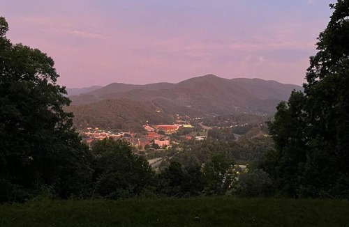 Cullowhee Apartment | 2 Bedroom Apartment overlooks WCU and Cullowhee NC - Smoke and Pet free