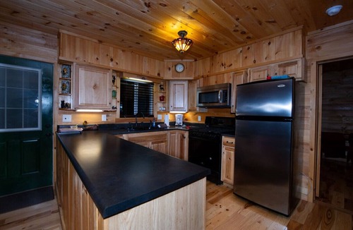 Bryson City Cabin | 2-bedroom cabin just 13 minutes from Great Smoky Mountains National Park