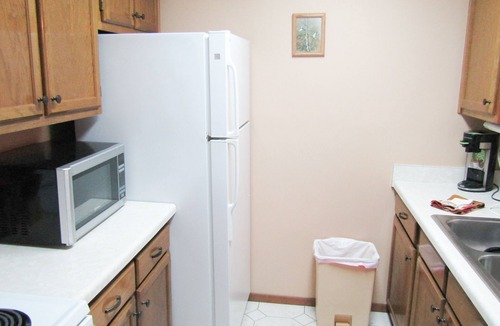 Banner Elk Condo | 2 Bedroom Condo in Ski Country area. Rented by Sugar Mountain Lodging Inc.