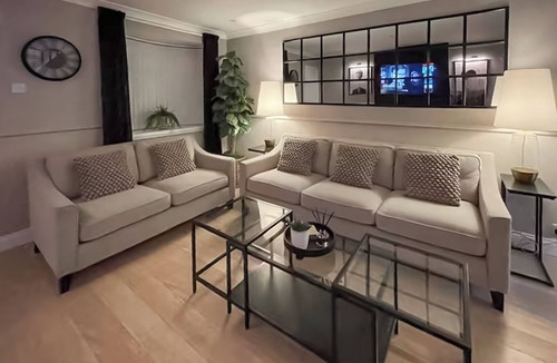 Newcastle-upon-Tyne Cottage | 2 bedroom accommodation in Newcastle Upon Tyne