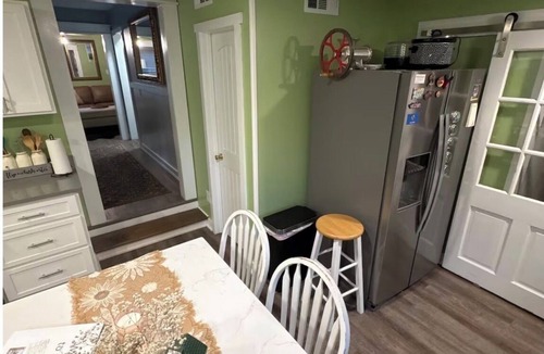 Harlem House | 2-bedroom house in welcoming Harlem