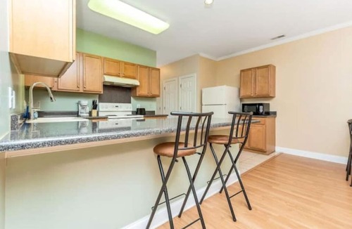 Cornelius Condo | 2 Bedroom Lake Norman Condo POOL