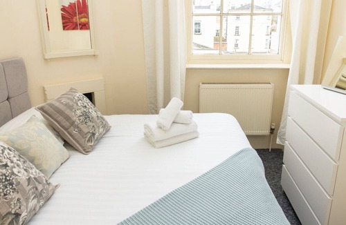 Montpellier Apartment | 2 Bedroom Modern Central Apartment
