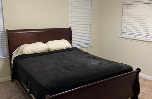 Charlotte Apartment | 2 Bedroom Private Providence Getaway