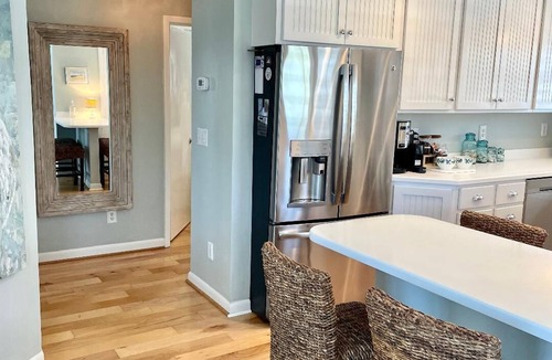 Wrightsville Beach Apartment | 2 br/1 ba on Lumina Ave - Steps from Everything!
