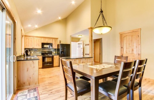 Sunriver House | 2 Cedar