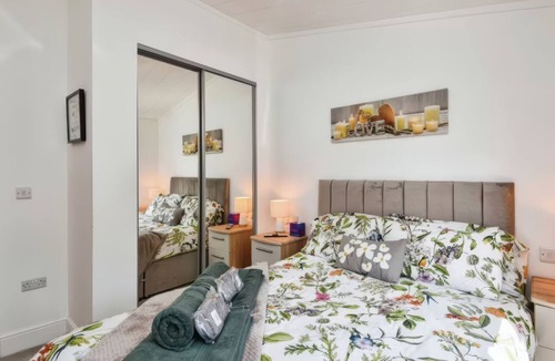 South Lakeland Leisure Village Cabin | 2 Coniston View, Tewitfield