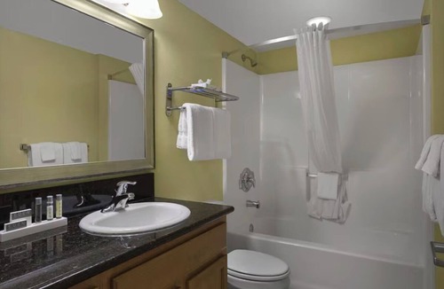 Downtown Myrtle Beach Hotel | 2 Family-Friendly Coastal Condos with Ocean Views and Easy Beach Access
