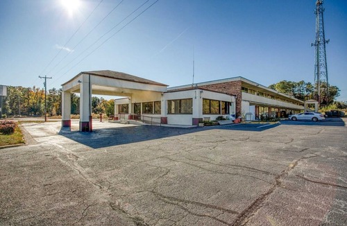 Templeton Apartment | 2 Full Beds|Non-Smoking
