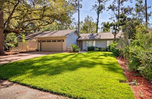 Sea Pines House | 2 Mi to Beach! Sea Pines Resort Home w/Large Yard