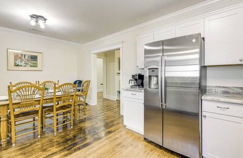 New Bern House | 2 Mi to Downtown: Pet-Friendly Home in New Bern!