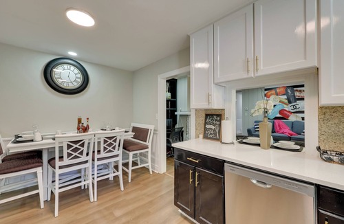 Greenville House | < 2 Mi to ECU: Cozy Greenville Getaway for Fall