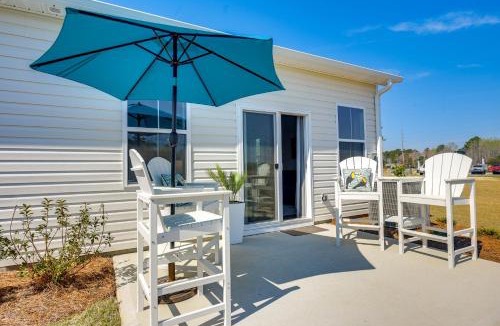 Ocean Isle Beach House | 2 Mi to Ocean Isle Beach! Coastal Getaway w/Patio