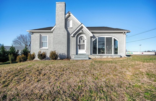 Kannapolis House | 2 Mi to Village Park: Family & Pet-Friendly Home