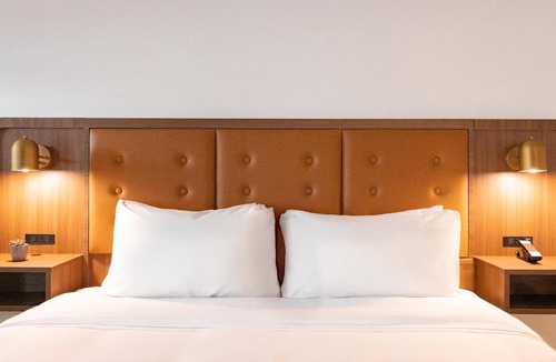 Talbot's Corner Hotel | 2 Queen Beds near Nashville Nightlife | Aesthetic Interior | Free Parking!