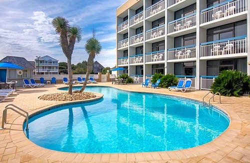 Kill Devil Hills Hotel | 2-Star Hotel ∙ Travelodge by Wyndham Outer Banks/Kill Devil Hills