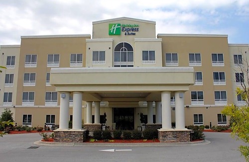 Havelock Hotel | 2-Star Hotel ∙ Holiday Inn Express & Suites Havelock Northwest New Bern, an IHG Hotel