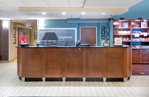 Morehead City Hotel | 2-Star Hotel ∙ Hampton Inn Morehead City