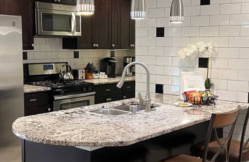 Northeast Raleigh House | 2-Story Townhouse with King Size Bed off Capital Blvd