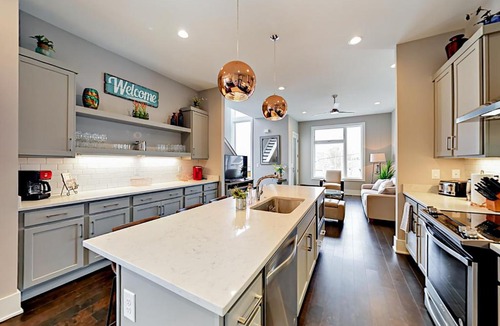 Historic Waverly House | 2003 Beech Ave Townhouse
