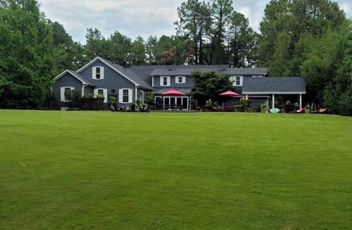 Pinehurst House | 2024 Pinehurst US Open beauty. 6000 sf rental home on 8 stunning acres!