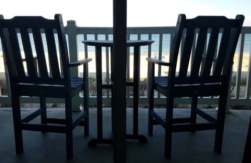 South Nags Head Condo | 2026 OPEN FOR BOOKING! PIERVIEW 107 OCEAN-BEACHFRONT CONDO, 2BD&2BA SLEEPS 6