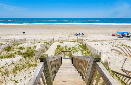 North Topsail Beach House | 205 m² House ∙ 3 bedrooms ∙ 6 guests