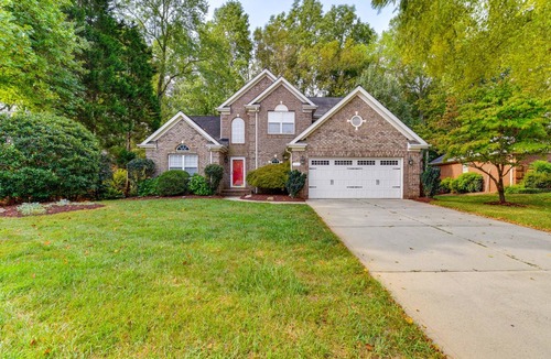 Huntersville House | 206 m² House ∙ 3 bedrooms ∙ 6 guests