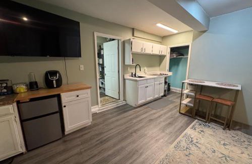Charlotte Apartment | 20Min To International Airport! 10min to PNC Music! WIFI