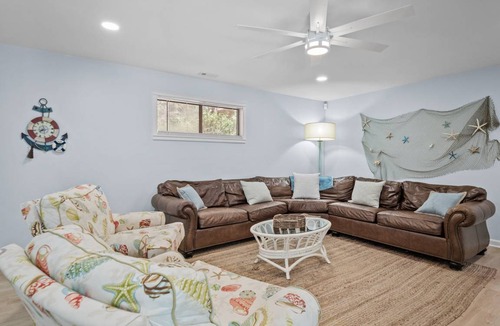 Pine Knoll Shores House | 210 m² House ∙ 4 bedrooms ∙ 10 guests