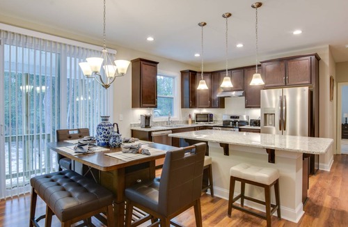 Taylortown House | 213 m² House ∙ 3 bedrooms ∙ 10 guests