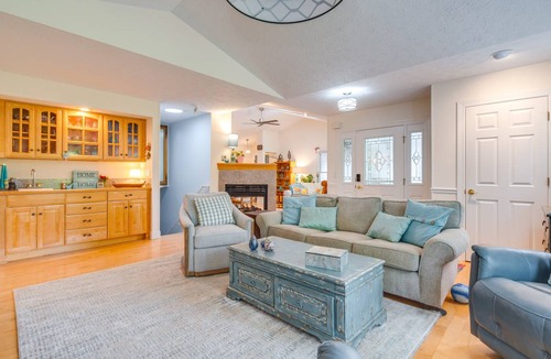 Hendersonville House | 213 m² House ∙ 3 bedrooms ∙ 6 guests