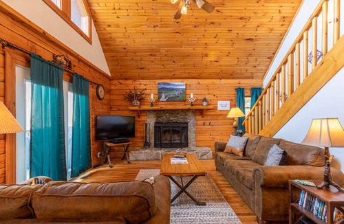 Boone Cabin | 224 m² Cabin ∙ 4 bedrooms ∙ 12 guests