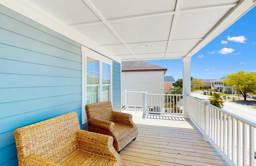 Sunset Beach House | 226 m² House ∙ 5 bedrooms ∙ 14 guests