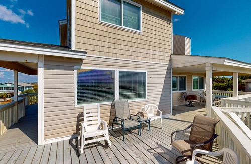 Caswell Beach House | 227 m² House ∙ 6 bedrooms ∙ 16 guests