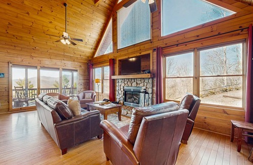 Sylva Cabin | 232 m² Cabin ∙ 4 bedrooms ∙ 10 guests