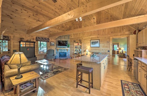 Hays House | 232 m² House ∙ 2 bedrooms ∙ 10 guests