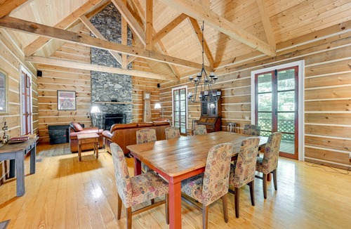 Topton House | 241 m² House ∙ 3 bedrooms ∙ 11 guests