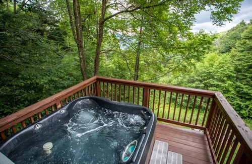 Banner Elk Cabin | 243 m² Cabin ∙ 4 bedrooms ∙ 11 guests