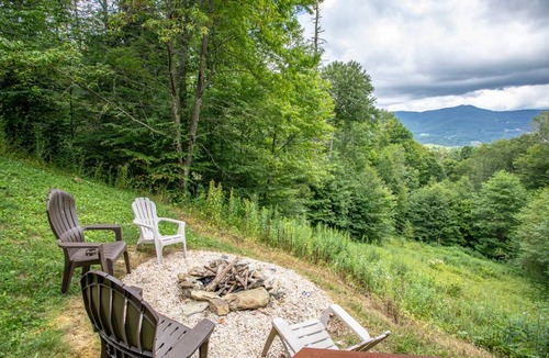 Banner Elk Cabin | 243 m² Cabin ∙ 4 bedrooms ∙ 11 guests