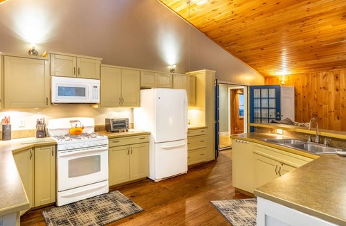Sylva House | 243 m² House ∙ 3 bedrooms ∙ 8 guests