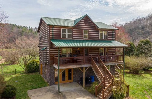 Todd Cabin | 245 m² Cabin ∙ 3 bedrooms ∙ 9 guests