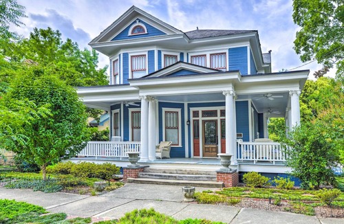 Downtown House | 246 m² House ∙ 3 bedrooms ∙ 7 guests