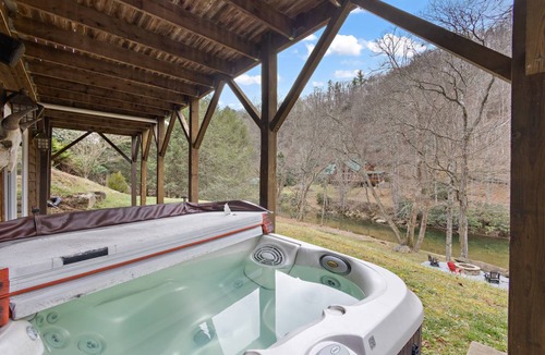 Boone Cabin | 248 m² Cabin ∙ 3 bedrooms ∙ 10 guests