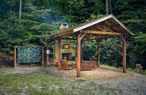 Penrose House | 25-Acre Mountain Retreat w/Trails, Pond, Hot Tub